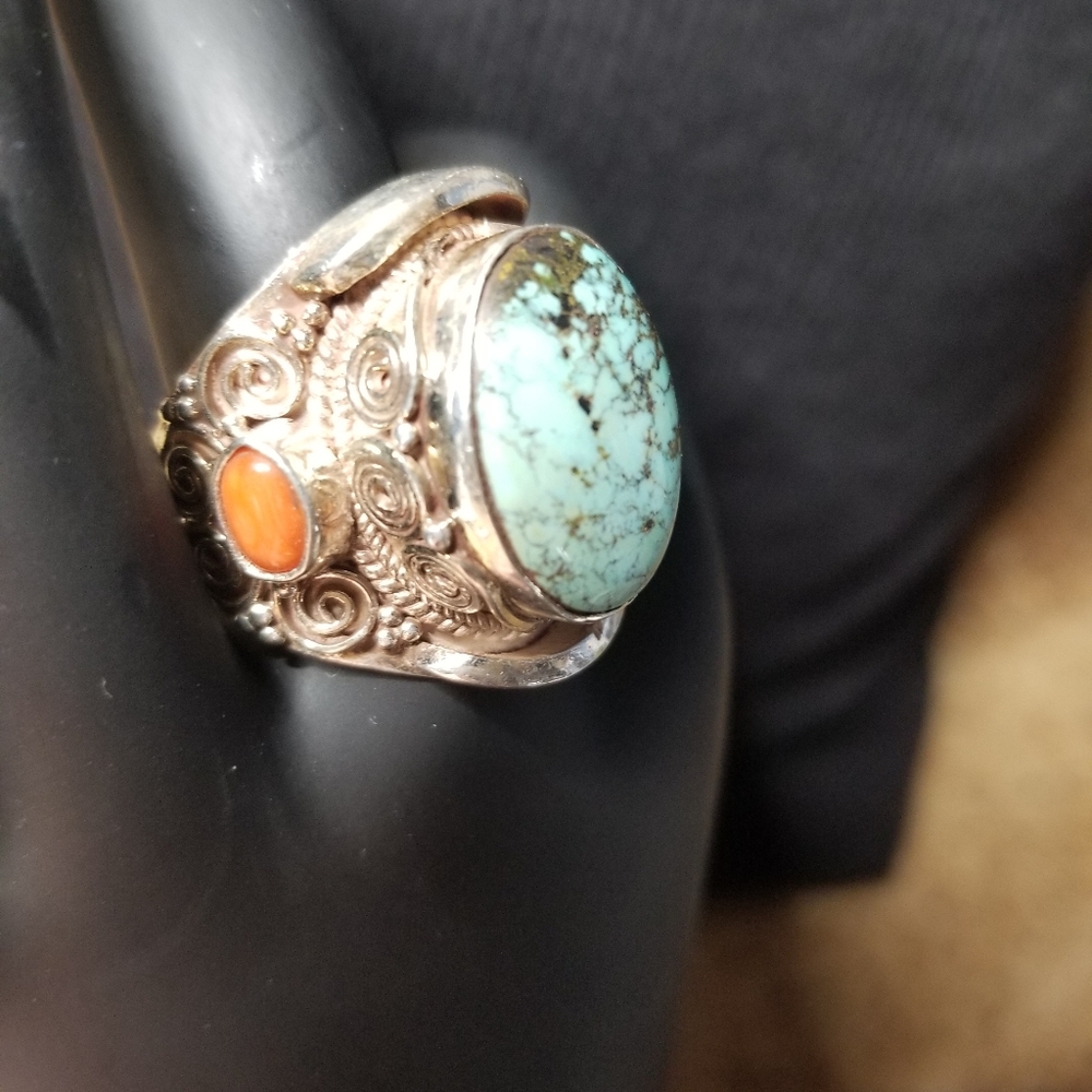 Spiderweb turquoise and coral ring - Picture 5 of 8